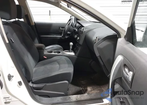 2014 Nissan Rogue Select S z USA, uszkodzony, nr VIN JN8AS5MV0EW700854